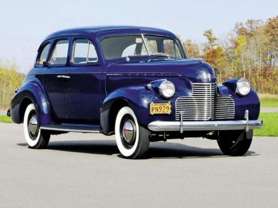 Chevrolet Master DeLuxe 4-Door Sport Sedan '1940